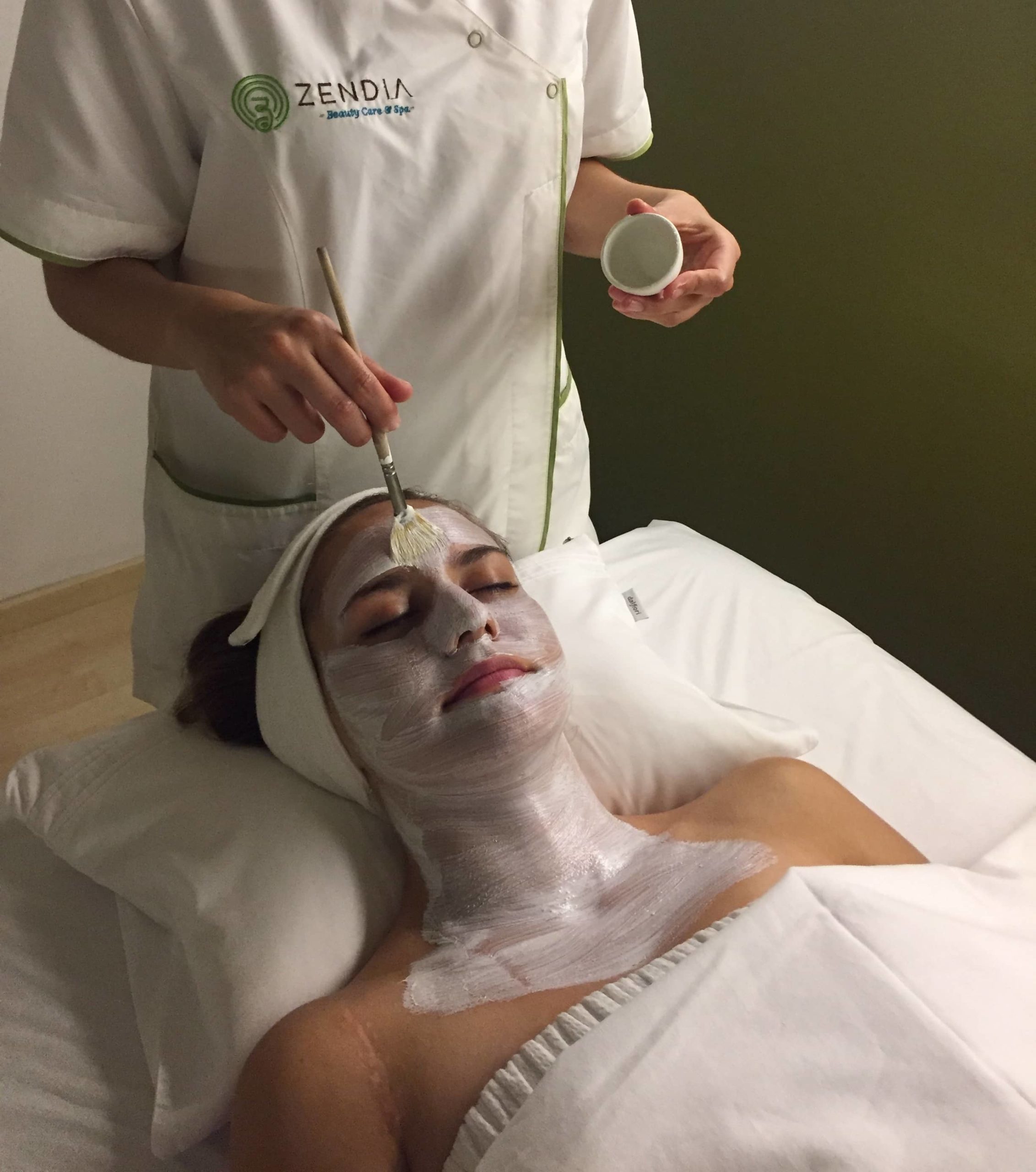 Hydrafacial, tratamientos para la cara revitalizada y limpia
